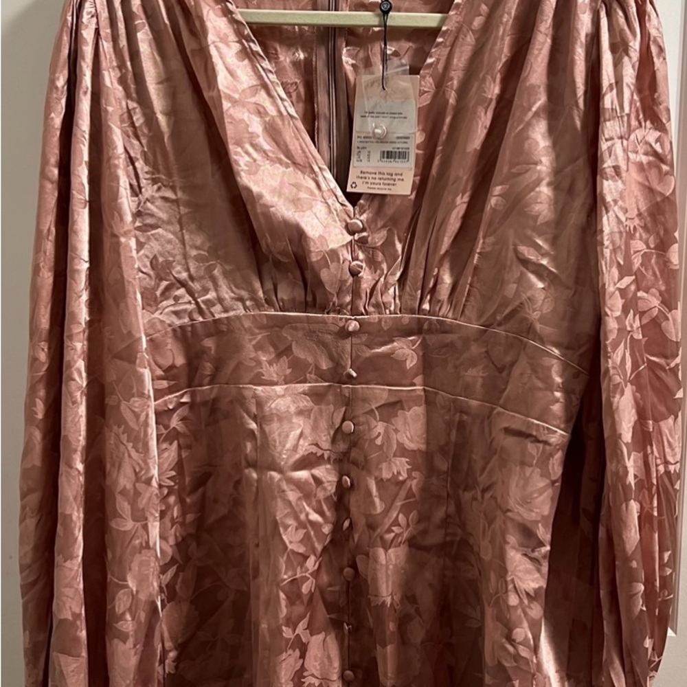 Ladies dress
